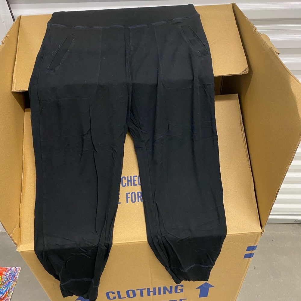 Beyond Yoga Buttery Soft Sweatpants - Picture 8 of 14